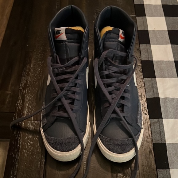 Blue Nike blazers, bought for 100$, worn only a few times, good condition - Picture 2 of 3